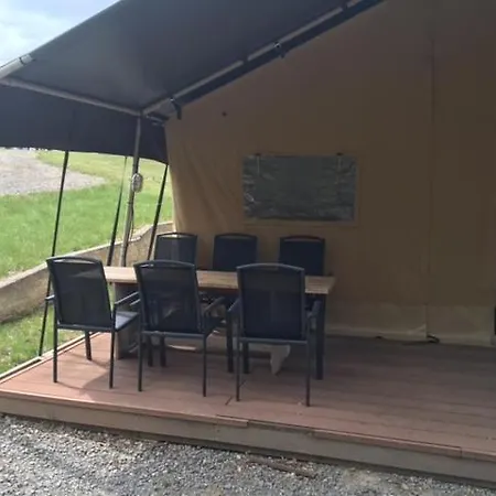 Chateau La Grange - Glamping Tente Les Pradeaux